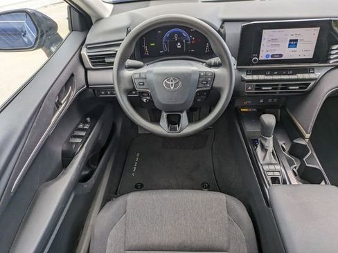 Used 2026 Toyota Camry LE FWD image 15