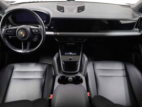 Certified 2024 Porsche Cayenne image 22