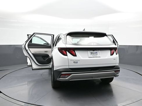 Certified 2025 Hyundai Tucson SE AWD/4WD image 46