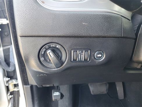 Used 2023 Dodge Charger SXT image 14