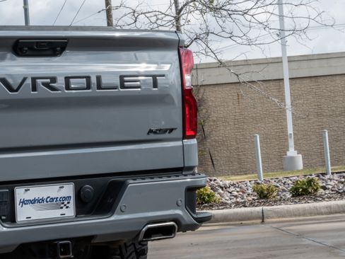 Used 2024 Chevrolet Silverado 1500 RST image 8