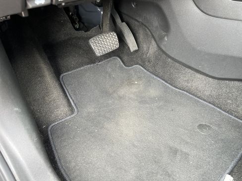 Used 2021 Chevrolet TrailBlazer LS FWD image 17