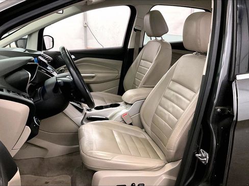 Used 2016 Ford C-MAX Energi SEL w/ Equipment Group 302A image 25