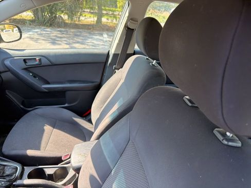 Used 2012 Kia Forte EX FWD image 10