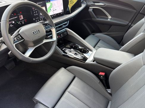 New 2025 Audi Q5 Premium AWD/4WD image 7