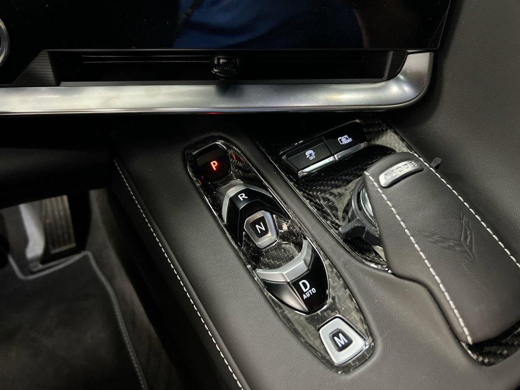 Used 2025 Chevrolet Corvette E-Ray AWD/4WD image 18