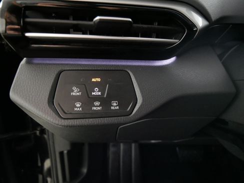 Certified 2023 Volkswagen ID.4 Pro S AWD/4WD image 26