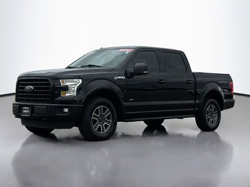 Used 2016 Ford F150 XLT w/ Equipment Group 302A Luxury AWD/4WD image 13