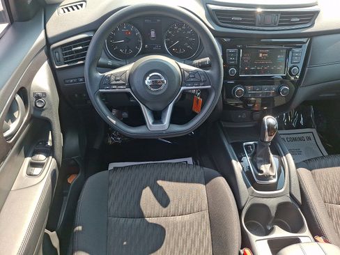 Used 2020 Nissan Rogue S AWD/4WD image 11