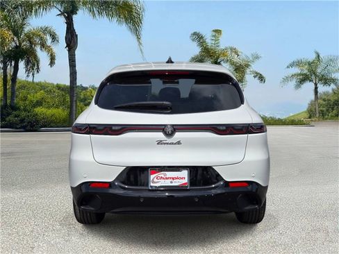 New 2026 Alfa Romeo Tonale AWD/4WD image 5
