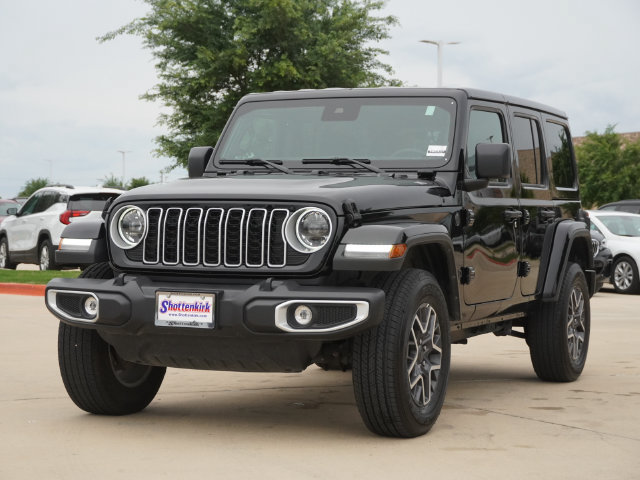 Used 2025 Jeep Wrangler Unlimited Sahara AWD/4WD image 2