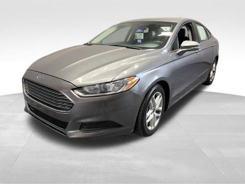 Used 2014 Ford Fusion SE FWD image 1