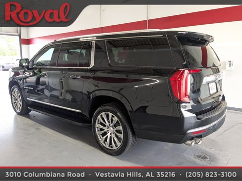 Used 2023 GMC Yukon XL Denali w/ LPO, Floor Liner Package AWD/4WD image 2