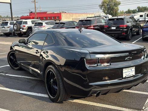 Used 2010 Chevrolet Camaro SS RWD image 5