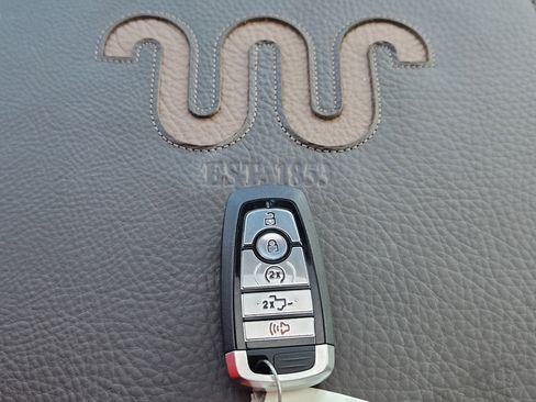 New 2025 Ford F250 King Ranch w/ Chrome Package image 61