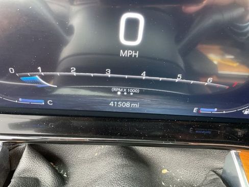 Used 2022 Jeep Grand Wagoneer Series III image 13