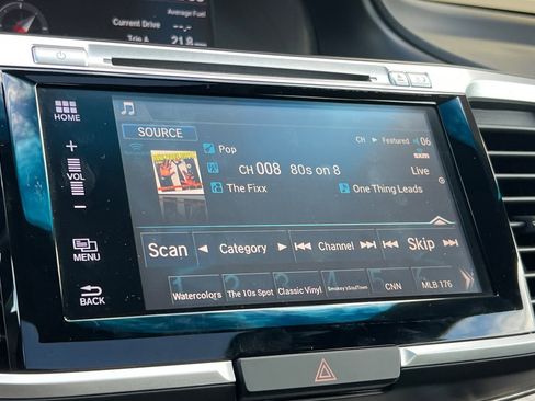 Used 2017 Honda Accord EX-L image 23