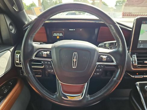 Used 2021 Lincoln Navigator L Reserve AWD/4WD image 20