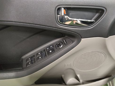 Used 2015 Kia Forte EX w/ Protection Package image 27