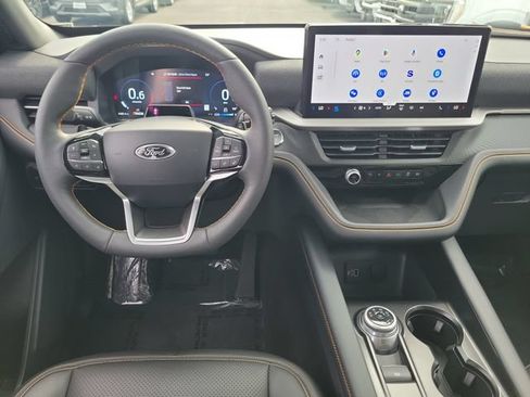 Used 2026 Ford Explorer Tremor w/ Tremor Ultimate Package AWD/4WD image 4