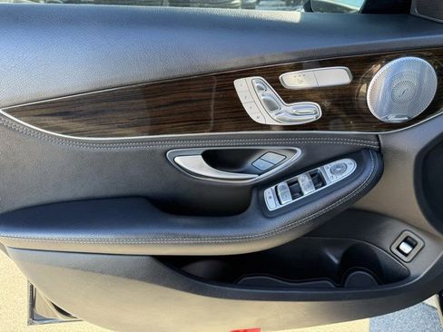 Used 2015 Mercedes-Benz C 300 4MATIC Sedan image 11