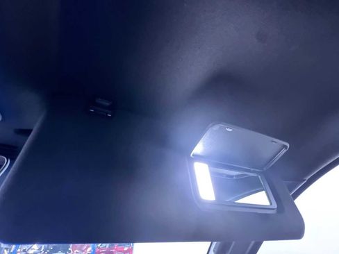 Used 2024 Toyota Tacoma TRD Sport image 31