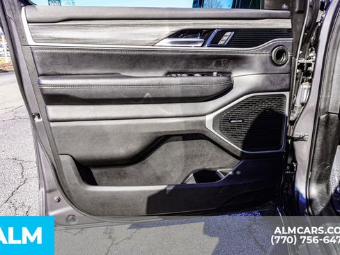 Used 2024 Ford Edge SEL image 52