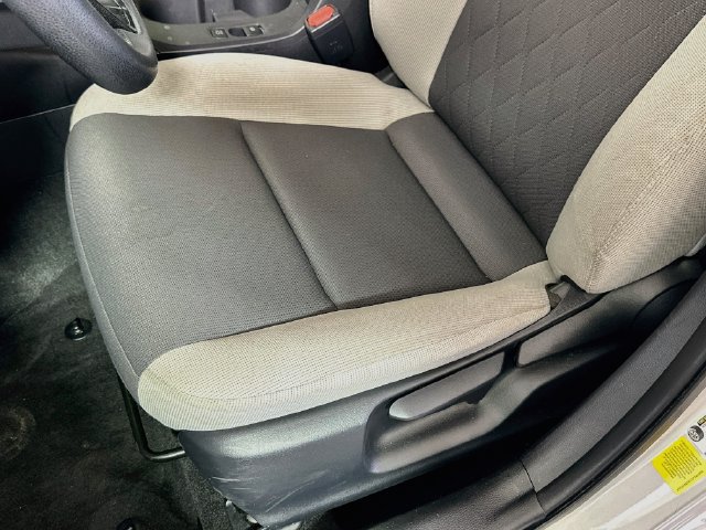 Certified 2025 Toyota Corolla LE FWD image 21