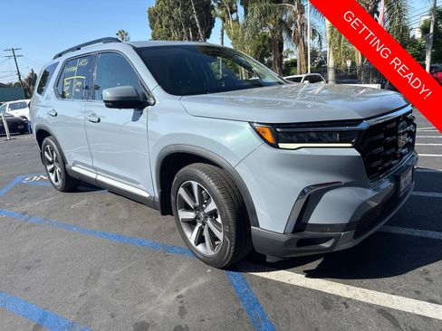 Used 2023 Honda Pilot Elite image 1