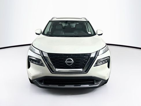 Used 2023 Nissan Rogue SL w/ SL Premium Package FWD image 2