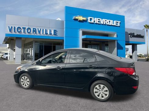 Used 2017 Hyundai Accent SE image 8