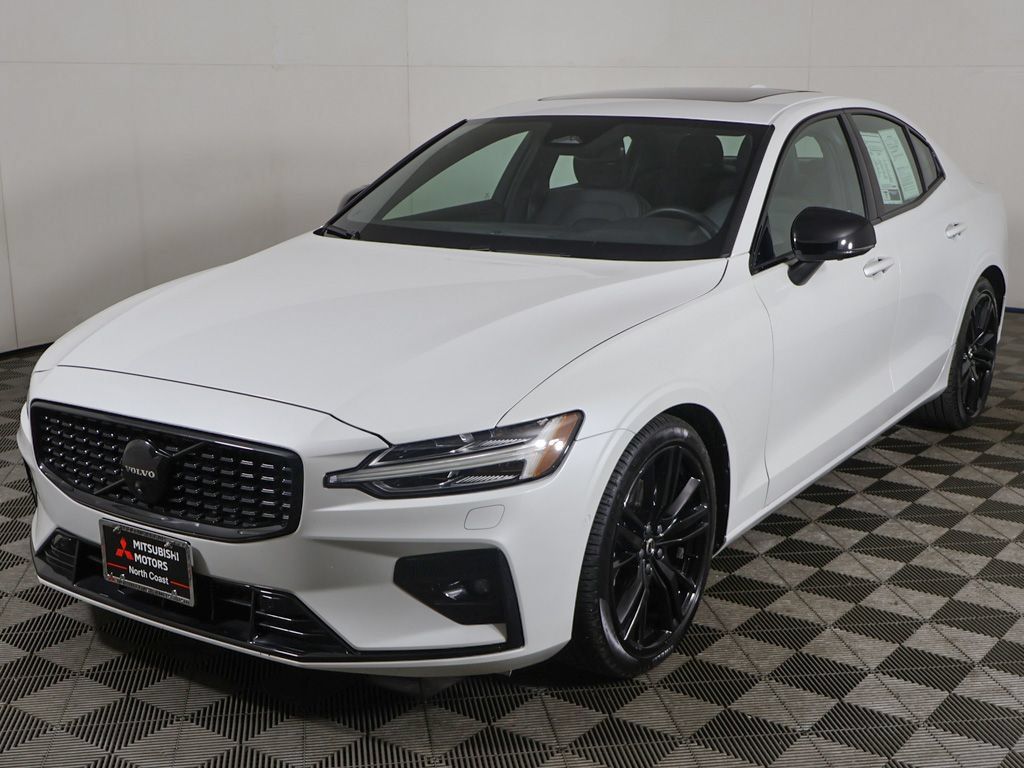 Used 2024 Volvo S60 B5 Plus w/ Climate Package AWD/4WD image 11