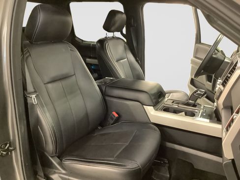 Used 2019 Ford F150 Lariat w/ Equipment Group 502A Luxury RWD image 21