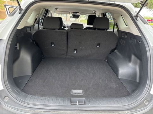 Used 2025 Kia Sportage LX FWD image 26