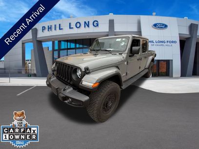 Used 2022 Jeep Gladiator Overland w/ Popular Equipment Package