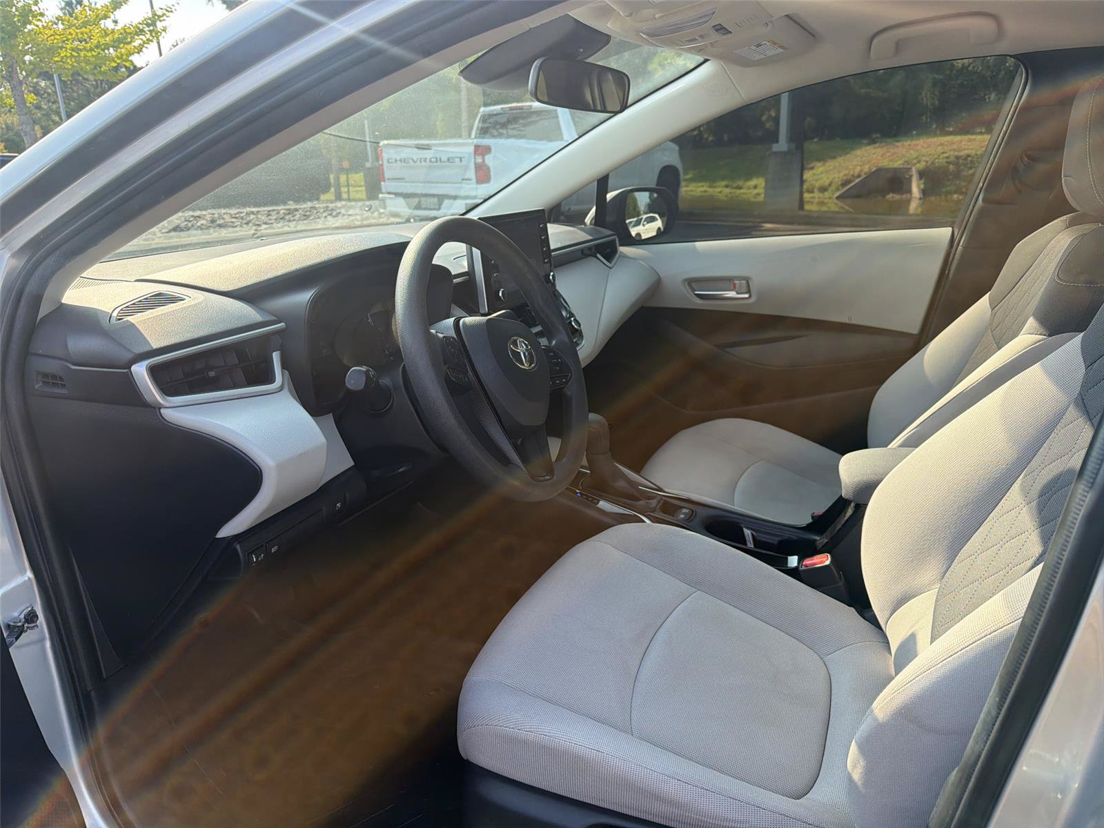 Used 2020 Toyota Corolla LE FWD image 24