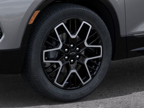 New 2025 Chevrolet Blazer RS w/ Driver Confidence II Package image 33