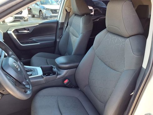 Used 2024 Toyota RAV4 XLE image 12