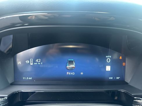 New 2026 Lincoln Corsair Premiere image 13