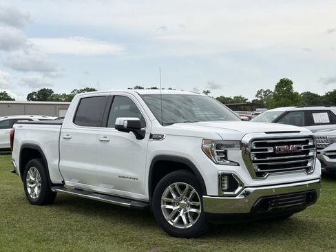 Used 2019 GMC Sierra 1500 SLT w/ SLT Premium Plus Package AWD/4WD image 3