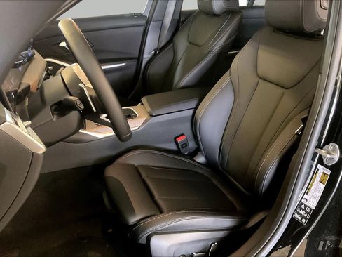 New 2026 BMW 330i xDrive Sedan w/ M Sport Package AWD/4WD image 9