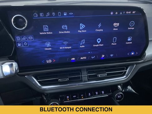 Certified 2025 Chevrolet Equinox EV LT FWD image 5