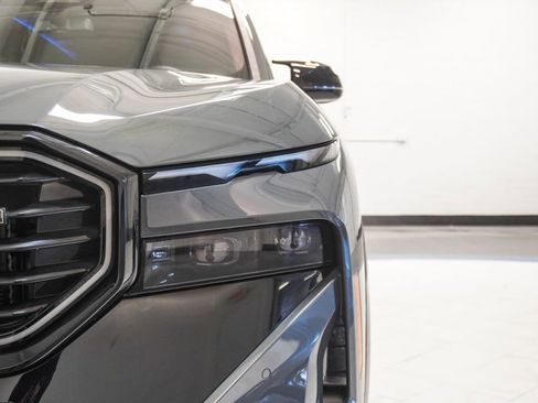 Used 2024 BMW XM image 47