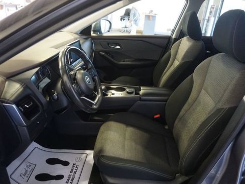 Used 2021 Nissan Rogue SV image 20