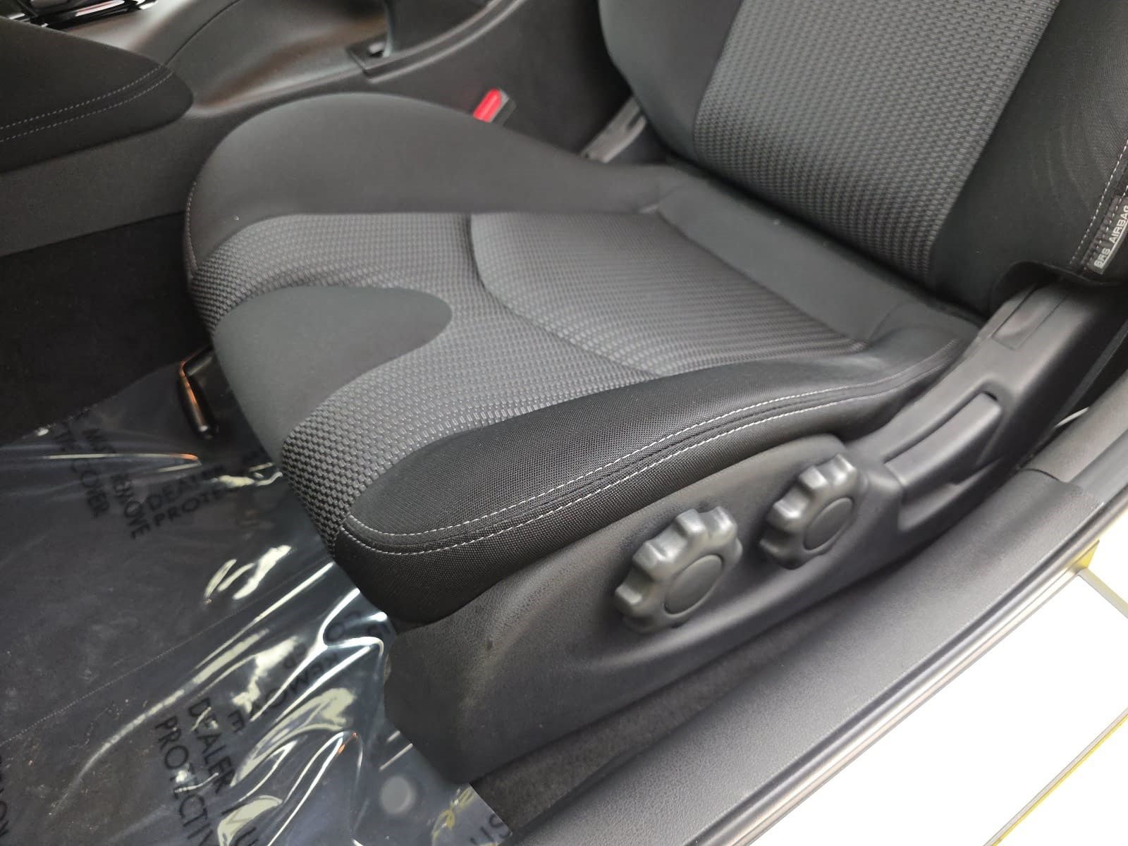 Used 2024 Nissan Z Sport w/ Floor Mat Package RWD image 25