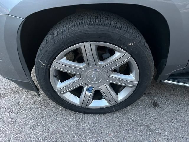 Used 2019 Cadillac Escalade ESV Luxury AWD/4WD image 20