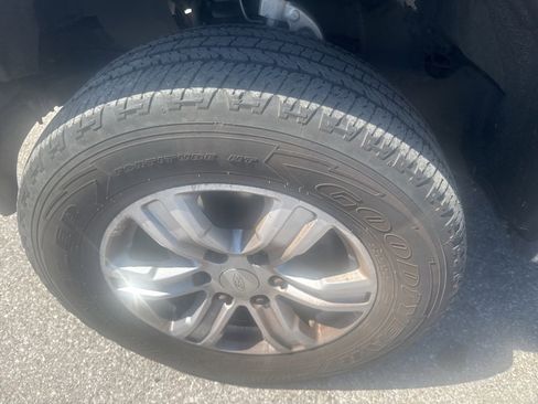 Used 2019 Ford Ranger XL w/ Equipment Group 101A Mid image 12