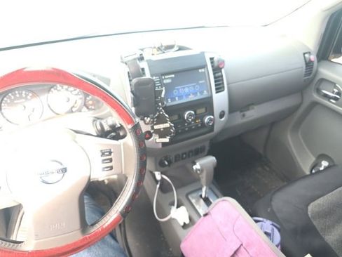 Used 2019 Nissan Frontier SV w/ Value Truck Package image 9