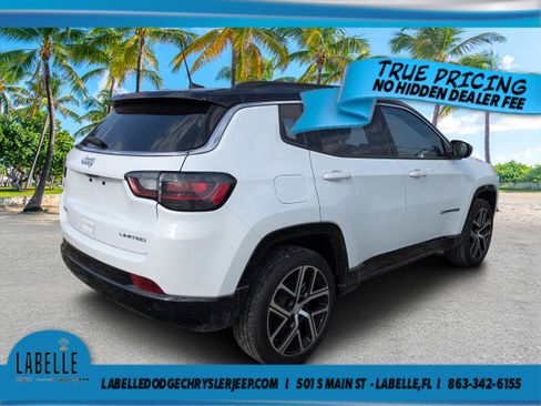 Used 2024 Jeep Compass Limited w/ Elite Group AWD/4WD image 3