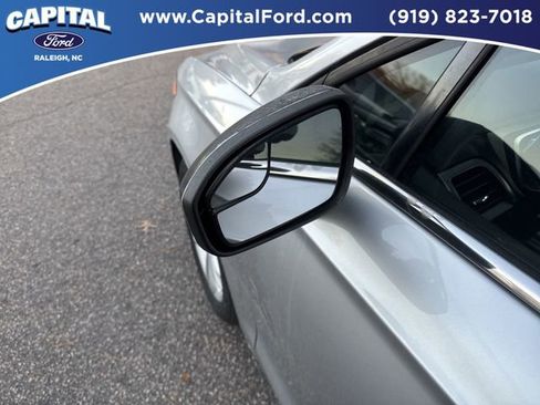 Used 2018 Ford Fusion S image 12